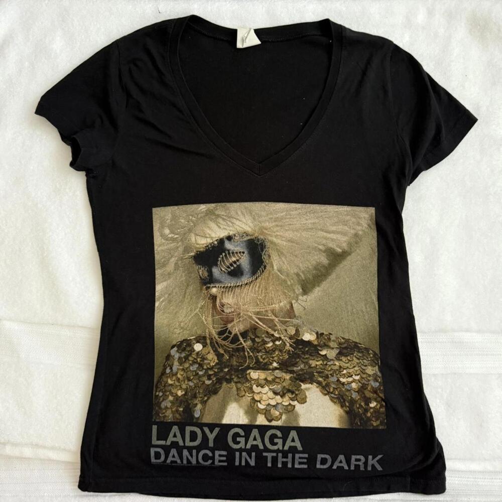 vintage lady gaga dancing in the dark graphic tee with vneck - Picture 3 of 5